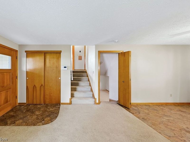 1812 Skyline Drive, Lorain, OH 44053 Photo 3