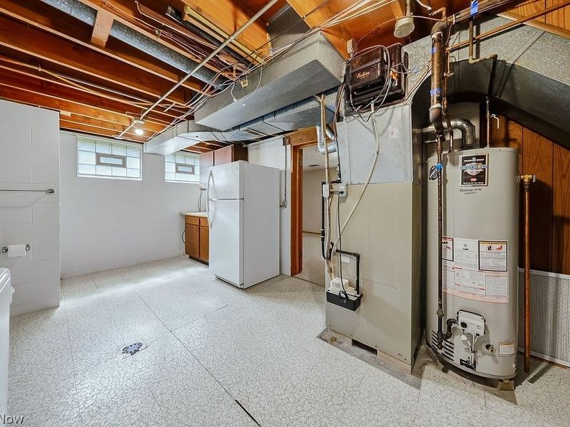 1812 Skyline Drive, Lorain, OH 44053 Photo 33