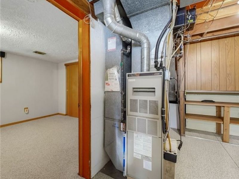 1812 Skyline Drive, Lorain, OH 44053 Photo 34