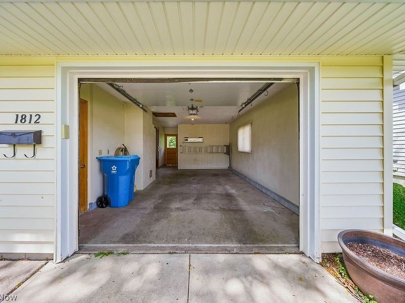 1812 Skyline Drive, Lorain, OH 44053 Photo 35