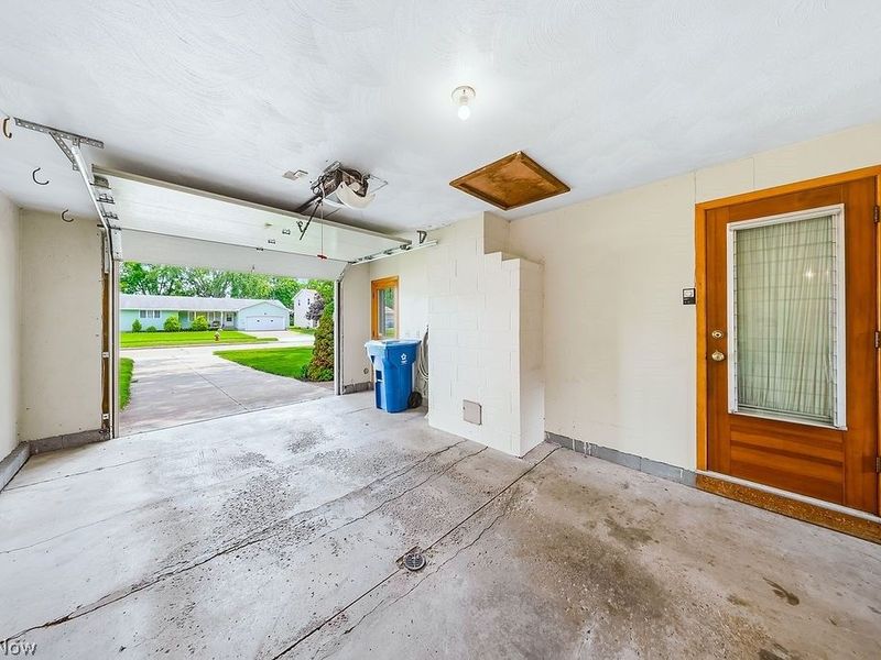 1812 Skyline Drive, Lorain, OH 44053 Photo 37