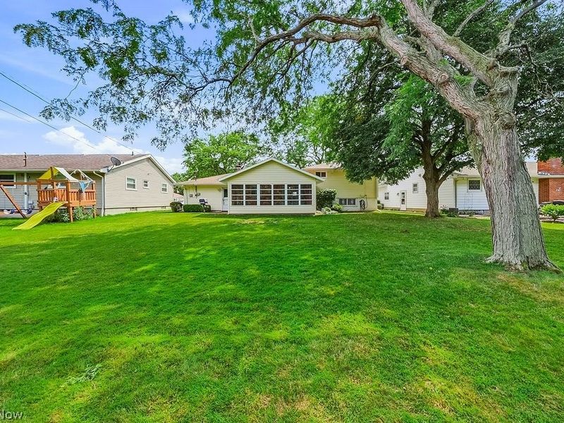 1812 Skyline Drive, Lorain, OH 44053 Photo 40