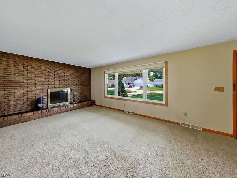 1812 Skyline Drive, Lorain, OH 44053 Photo 5