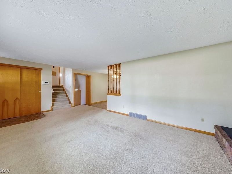 1812 Skyline Drive, Lorain, OH 44053 Photo 9