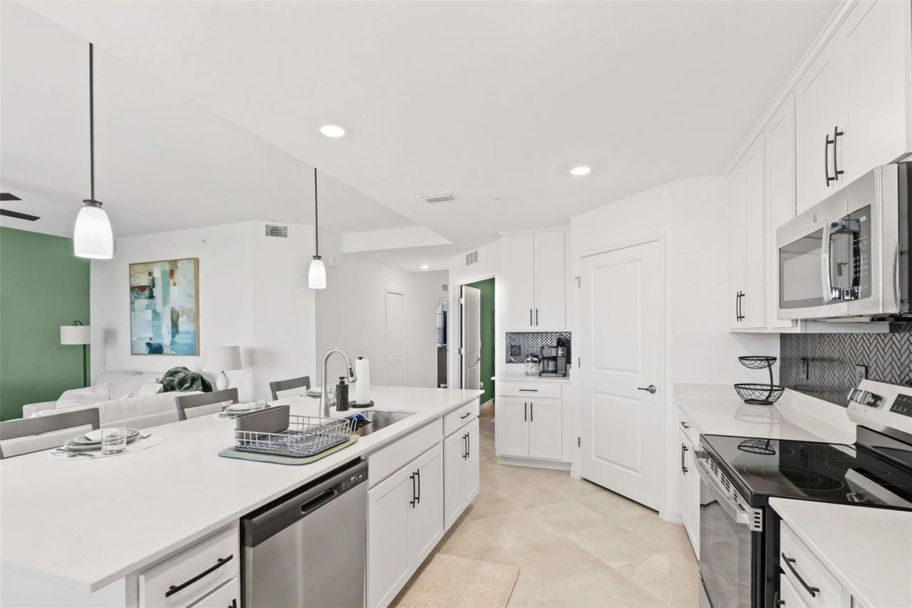 19015 Scallop Loop, Unit 106, Bradenton, FL 34211 Photo