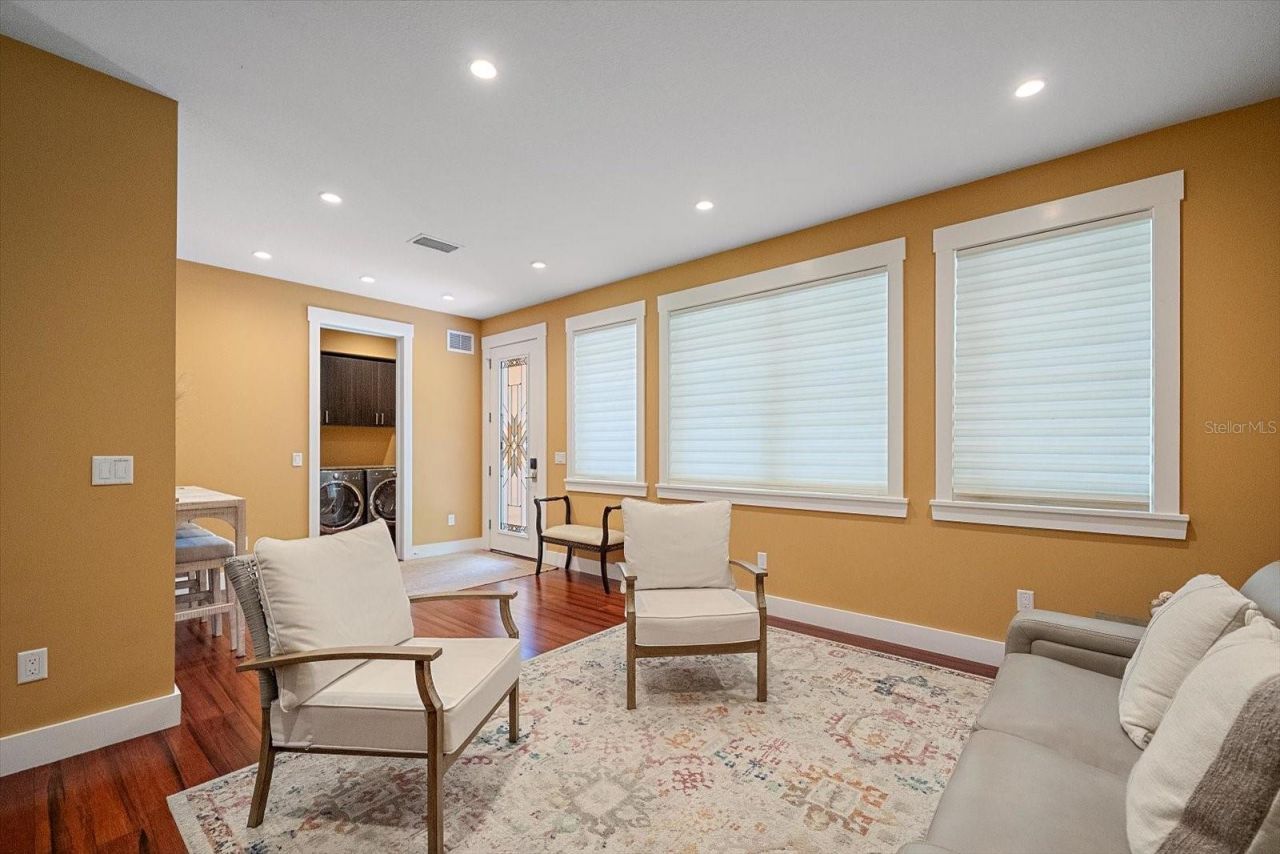 2395 Hyde Park Street, Sarasota, FL 34239 Photo