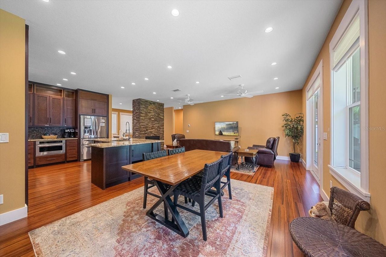 2395 Hyde Park Street, Sarasota, FL 34239 Photo