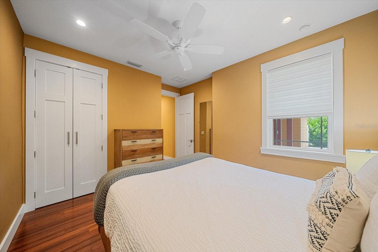2395 Hyde Park Street, Sarasota, FL 34239 Photo