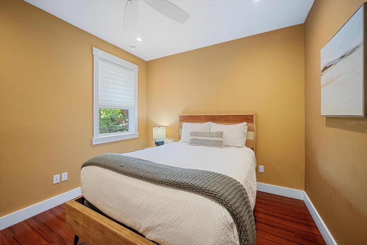 2395 Hyde Park Street, Sarasota, FL 34239 Photo