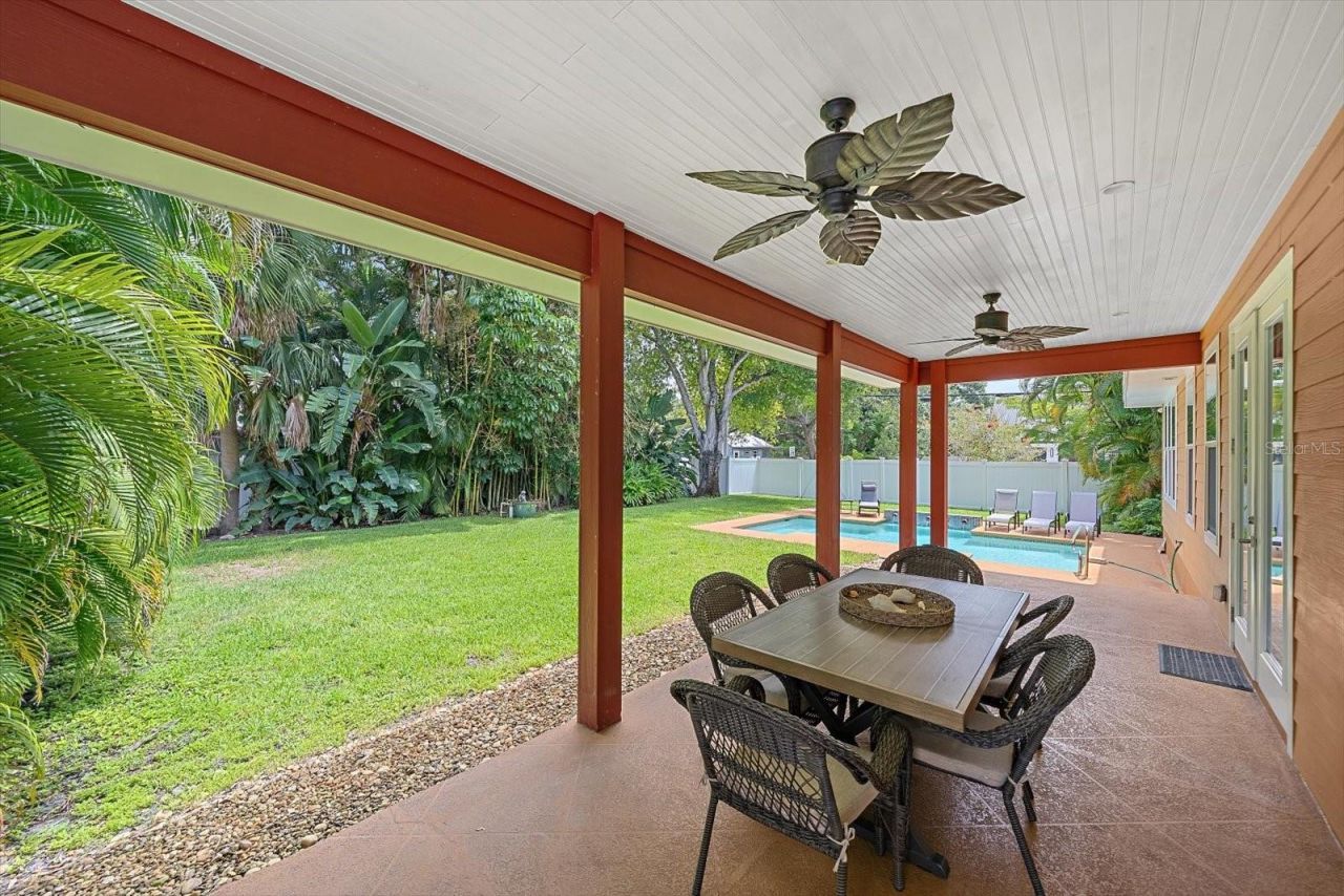 2395 Hyde Park Street, Sarasota, FL 34239 Photo