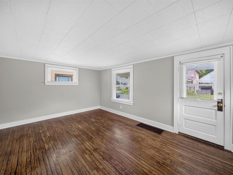 663 Henry Street , Marion, OH 43302 Photo 6