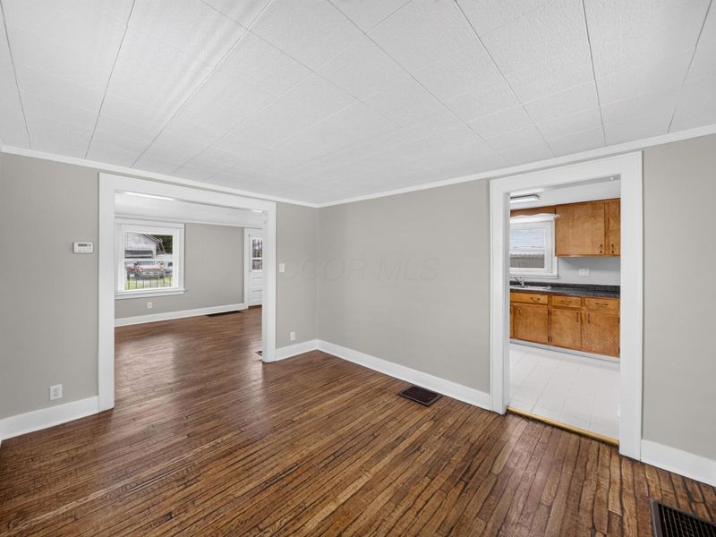 663 Henry Street , Marion, OH 43302 Photo 7