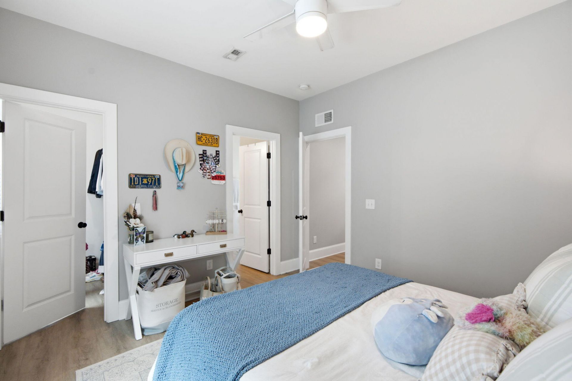 11 Hanover Street Photo 25