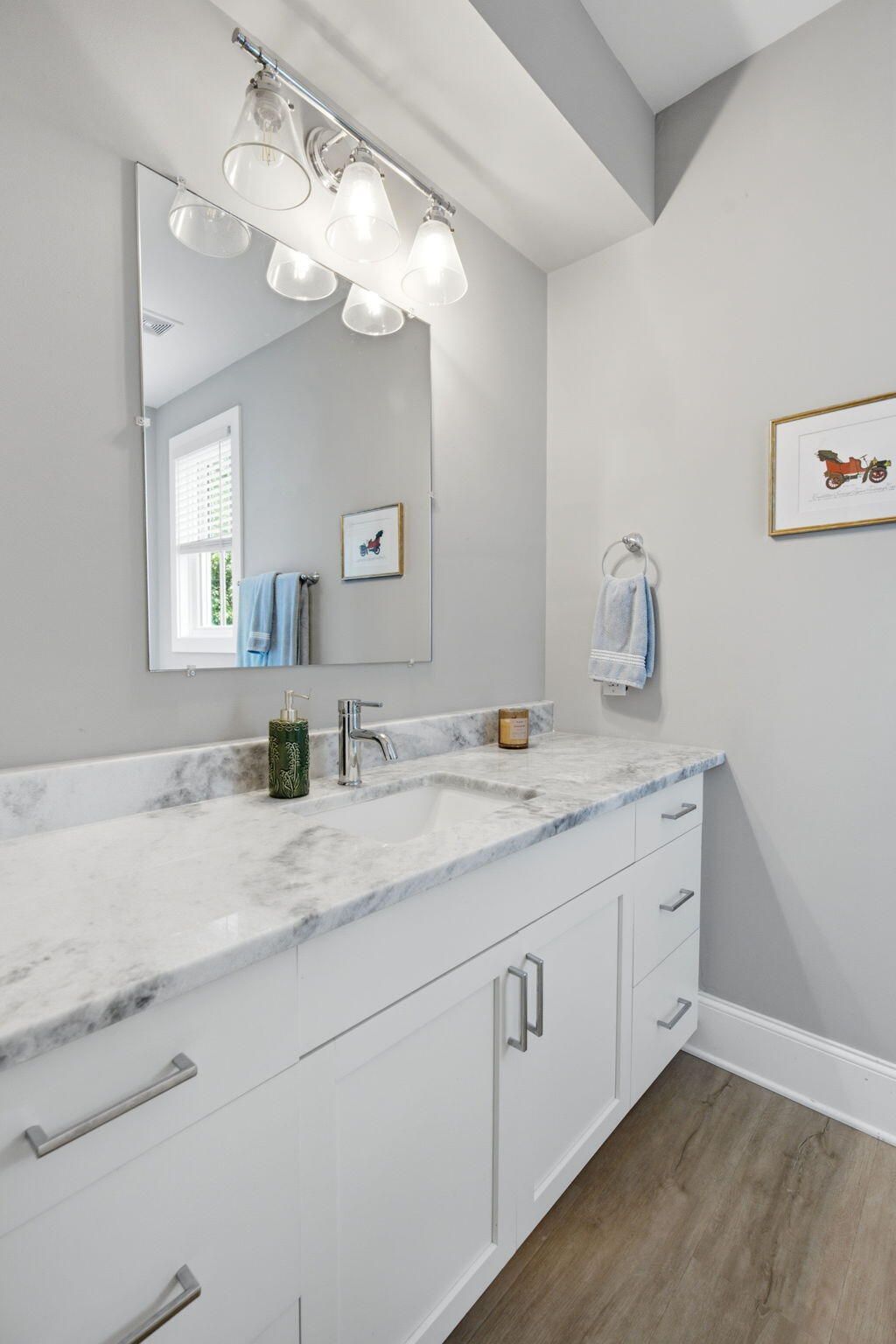11 Hanover Street Photo 26
