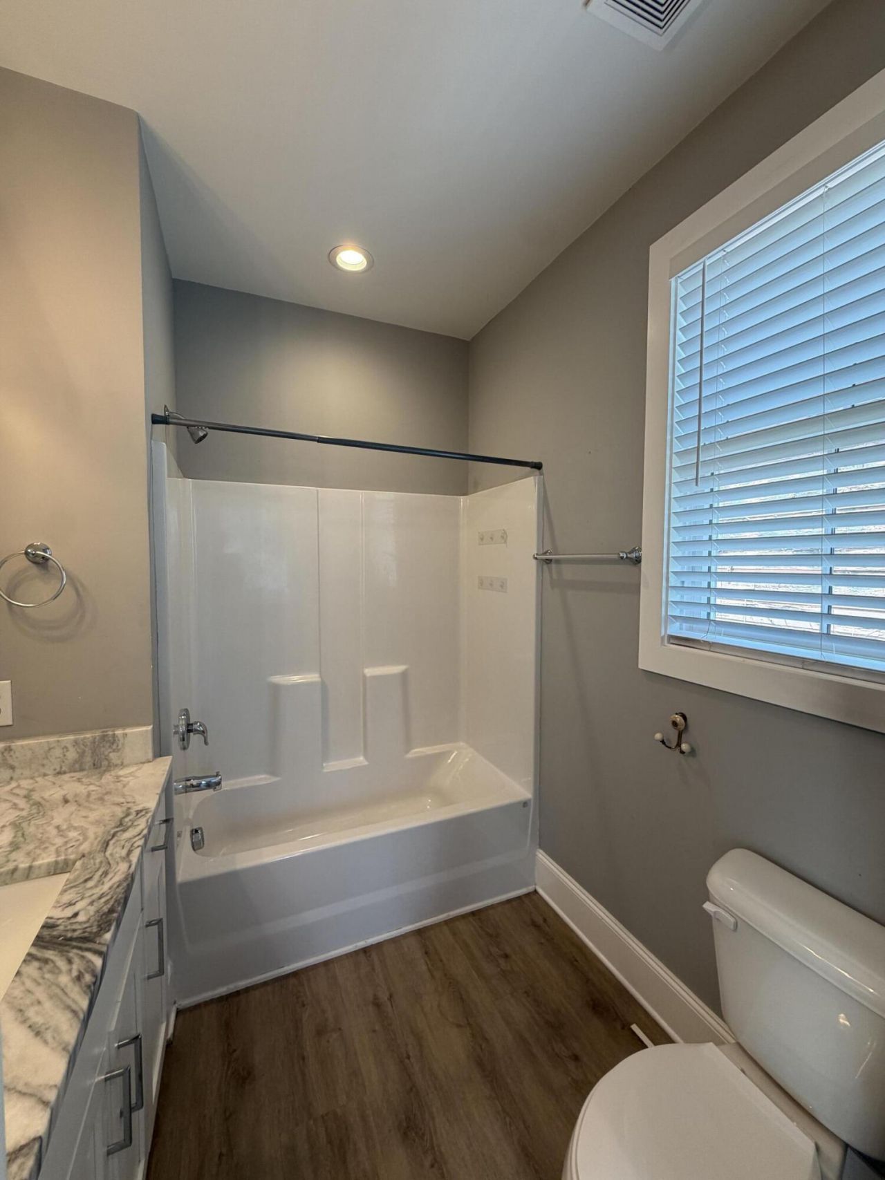 11 Hanover Street Photo 30