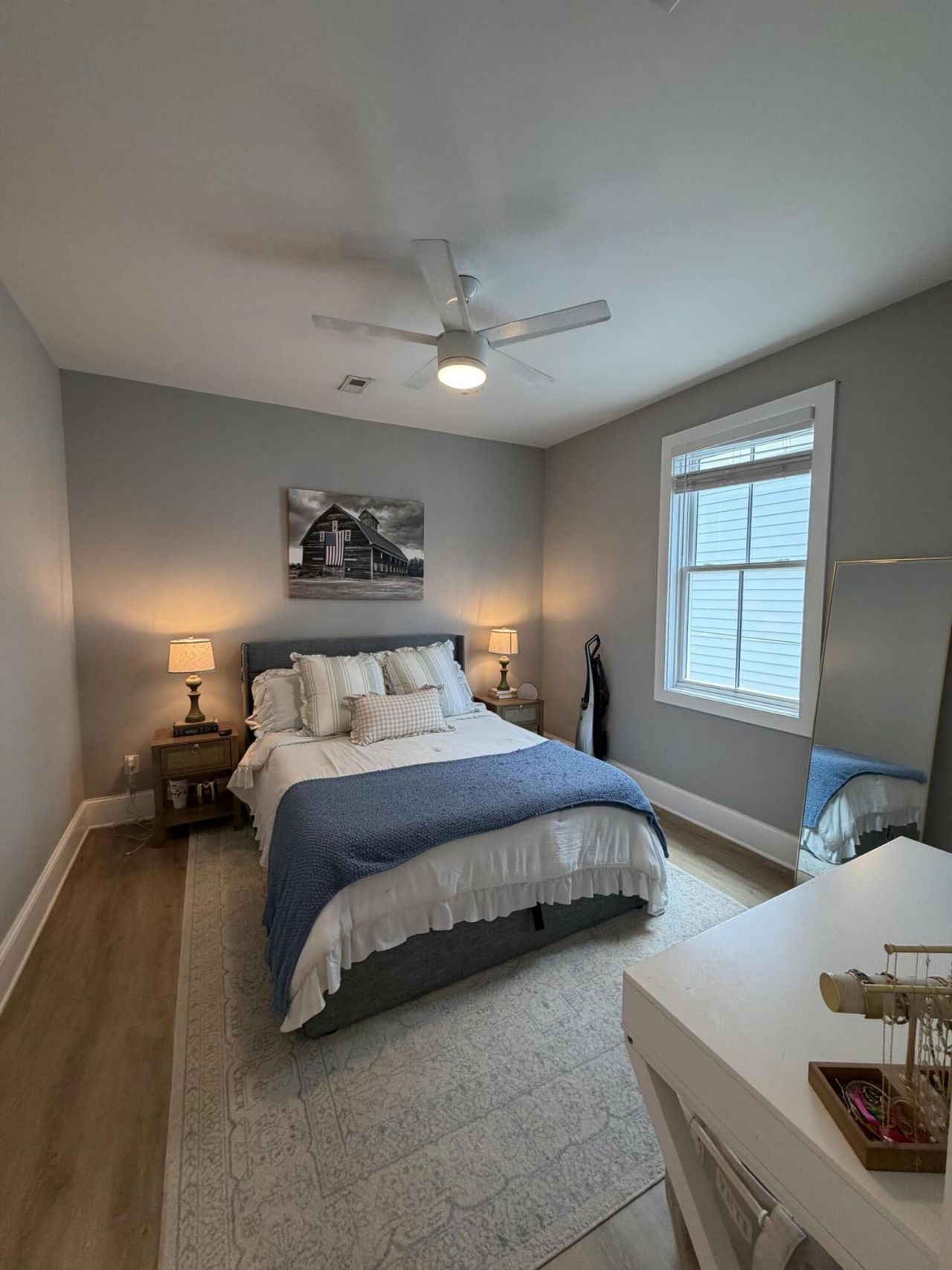 11 Hanover Street Photo 34