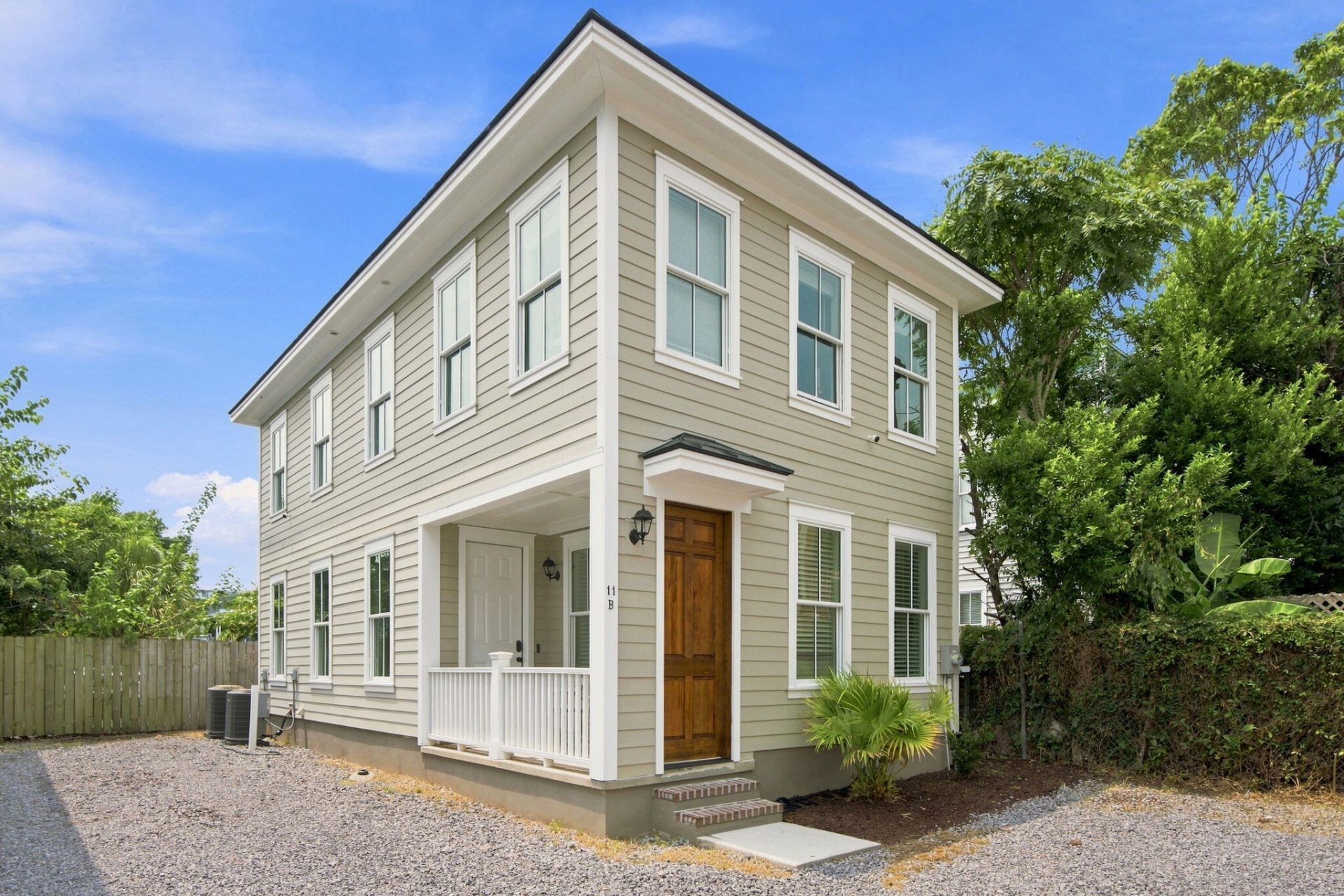 11 Hanover Street Photo 35