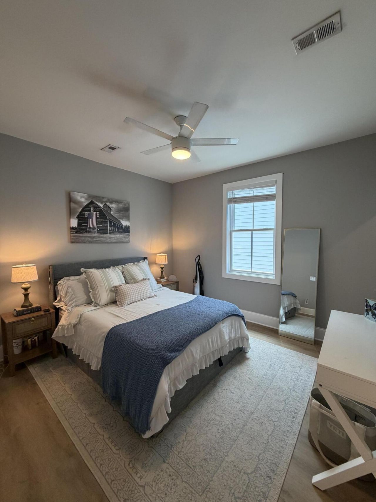 11 Hanover Street Photo 35