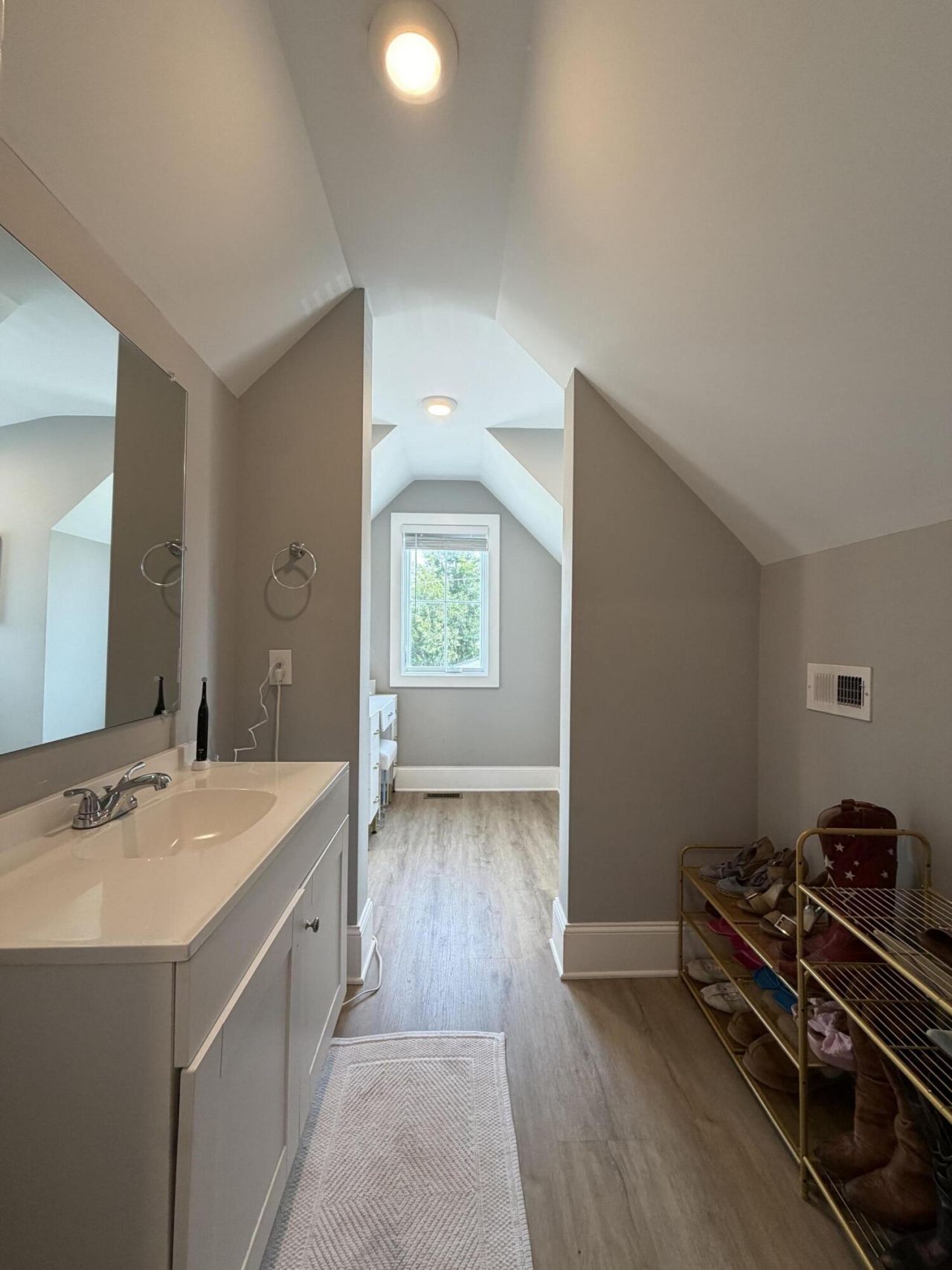 11 Hanover Street Photo 48