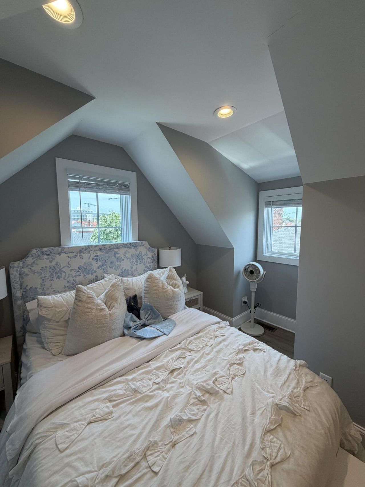 11 Hanover Street Photo 52