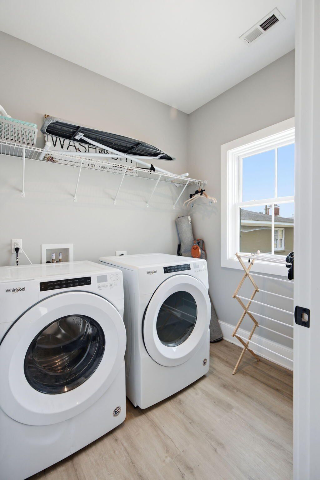 11 Hanover Street Photo 54