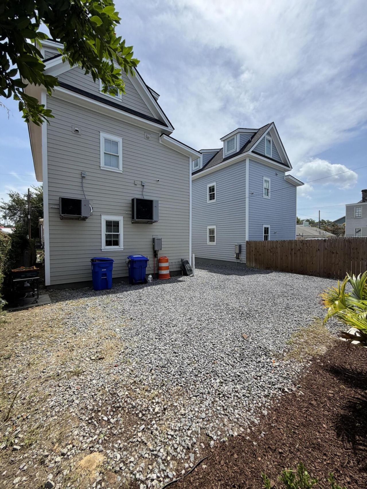 11 Hanover Street Photo 7