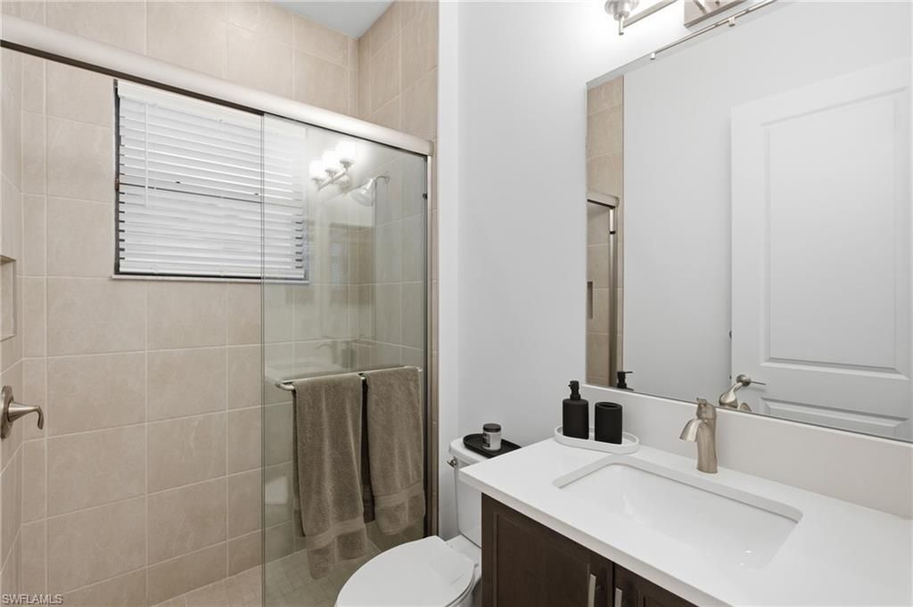 20374 Fair Oak Ln, Estero, FL 33928 Photo