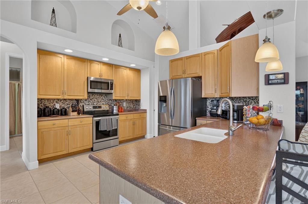 2547 SW 5th Ave, Cape Coral, FL 33914 Photo
