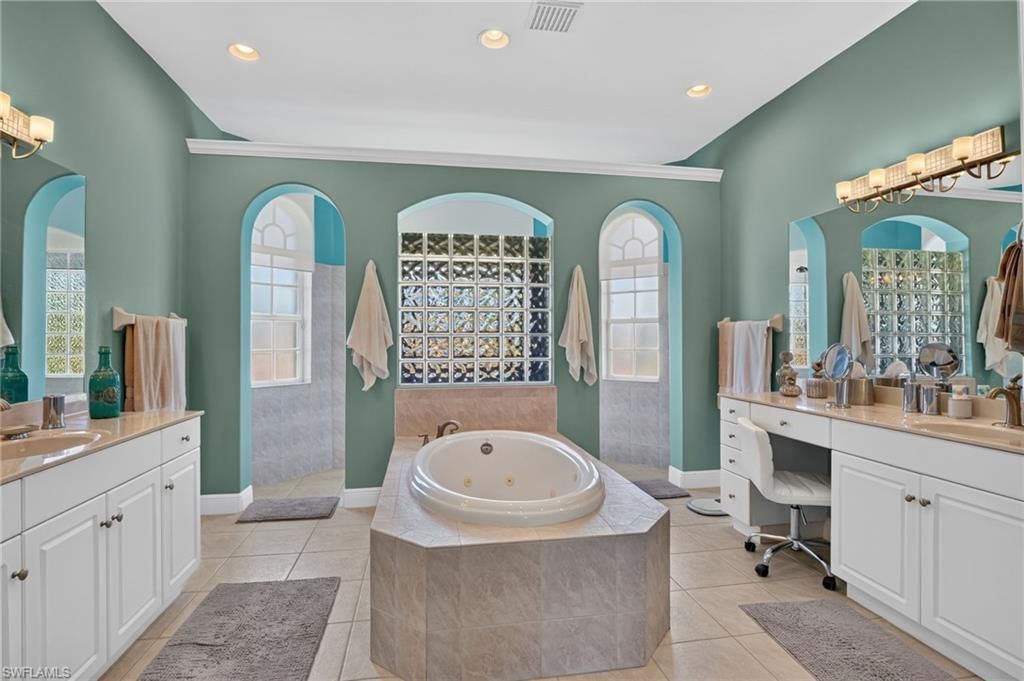 2547 SW 5th Ave, Cape Coral, FL 33914 Photo