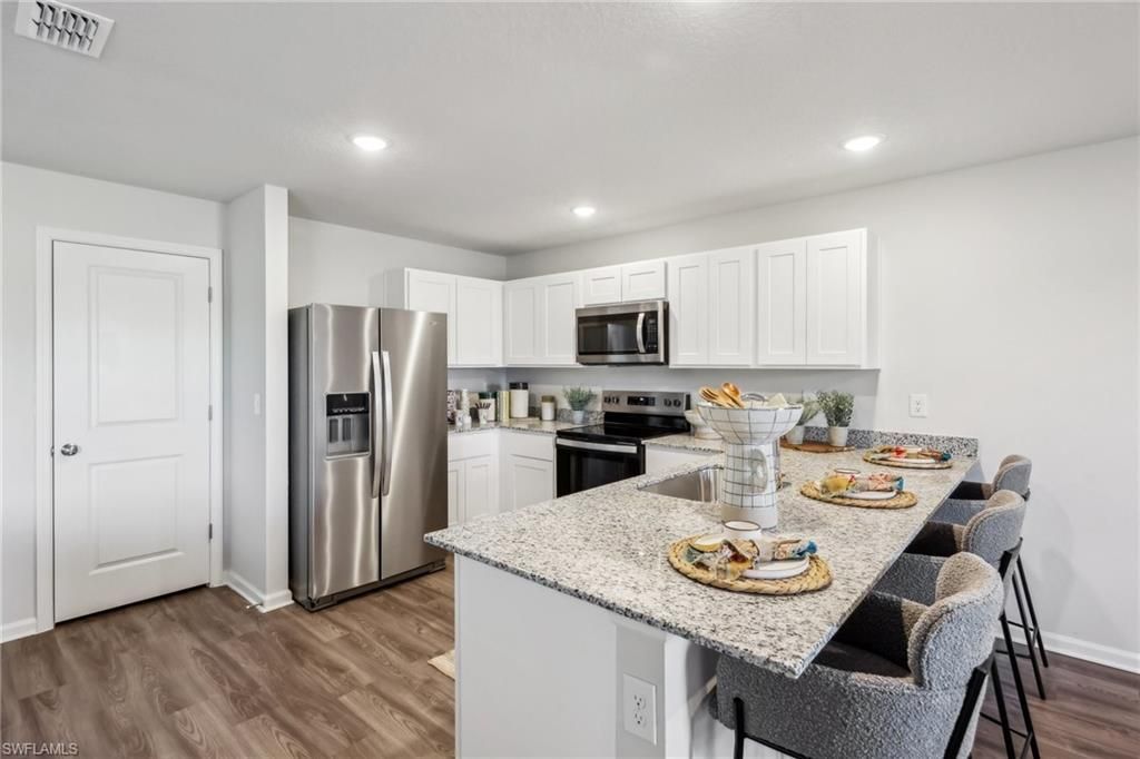 518 Parker Ave S, Lehigh Acres, FL 33974 Photo