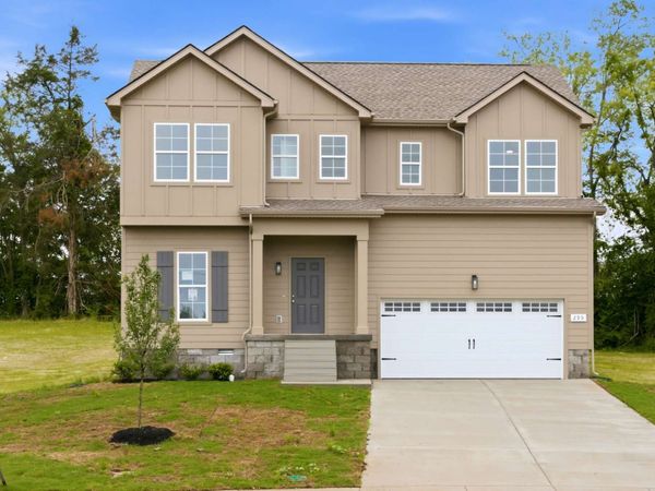 295 Spring St , La Vergne, TN 37086