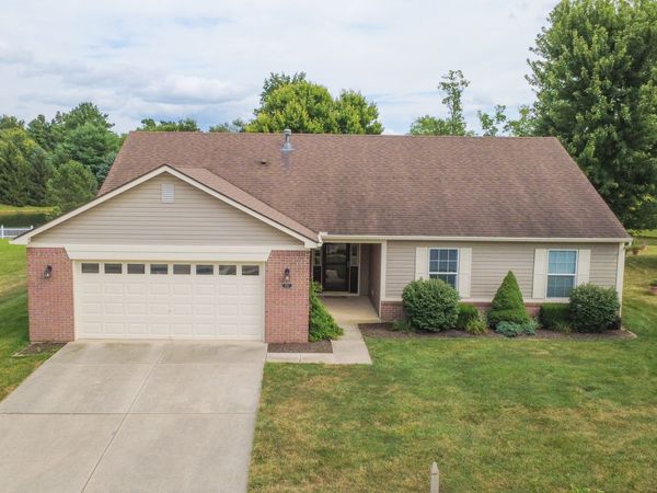 1951 Abbey Lane , Danville, IN 46122