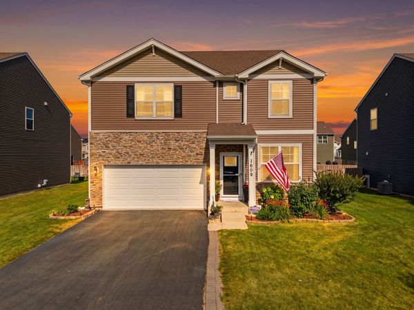 1609 Emma Lane , Hampshire, IL 60140