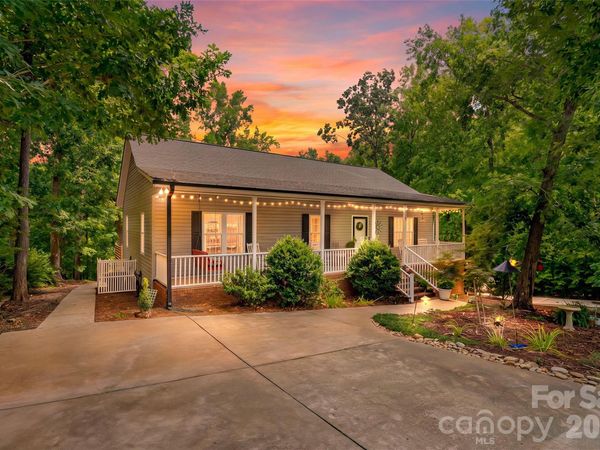 290 Skyland Drive , Troy, NC 27371
