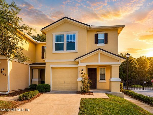 6700 BOWDEN Road, Unit 104, Jacksonville, FL 32216