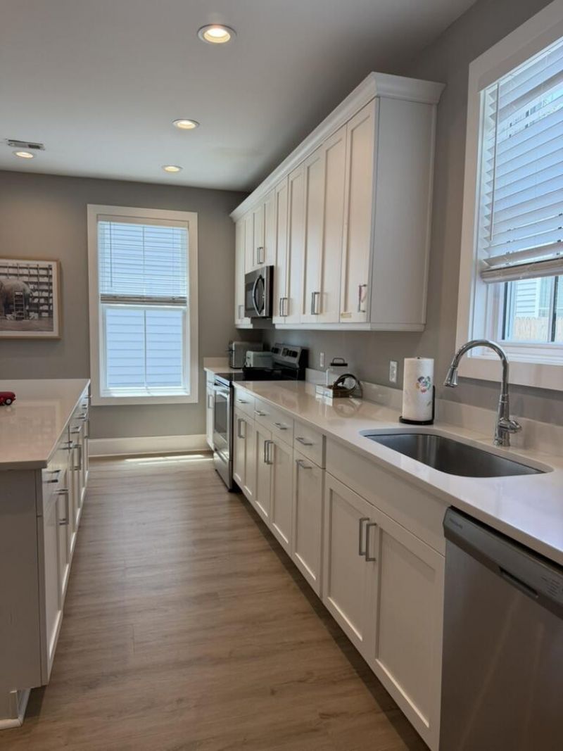 11 Hanover Street Photo 13