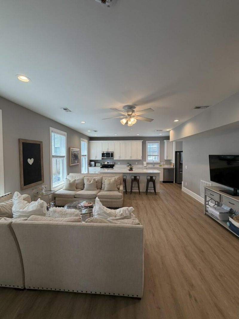 11 Hanover Street Photo 6