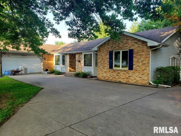 1312 Community Drive, Springfield, IL 62703