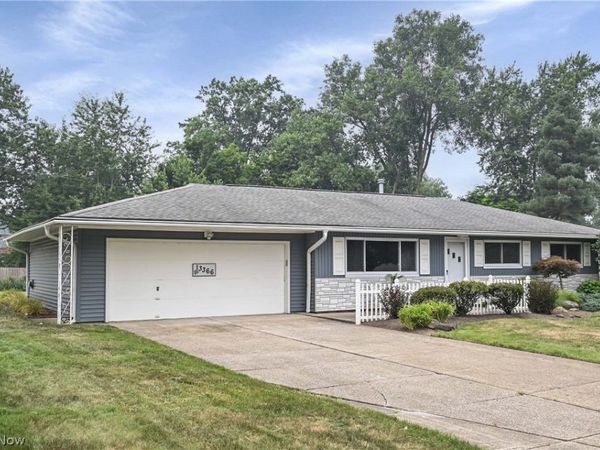 13366 Richards Drive , Strongsville, OH 44149