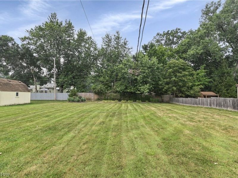 13366 Richards Drive, Strongsville, OH 44149 Photo 9