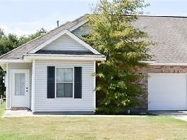 40320 CRESTWOOD Lane , Unit A, Ponchatoula, LA 70454