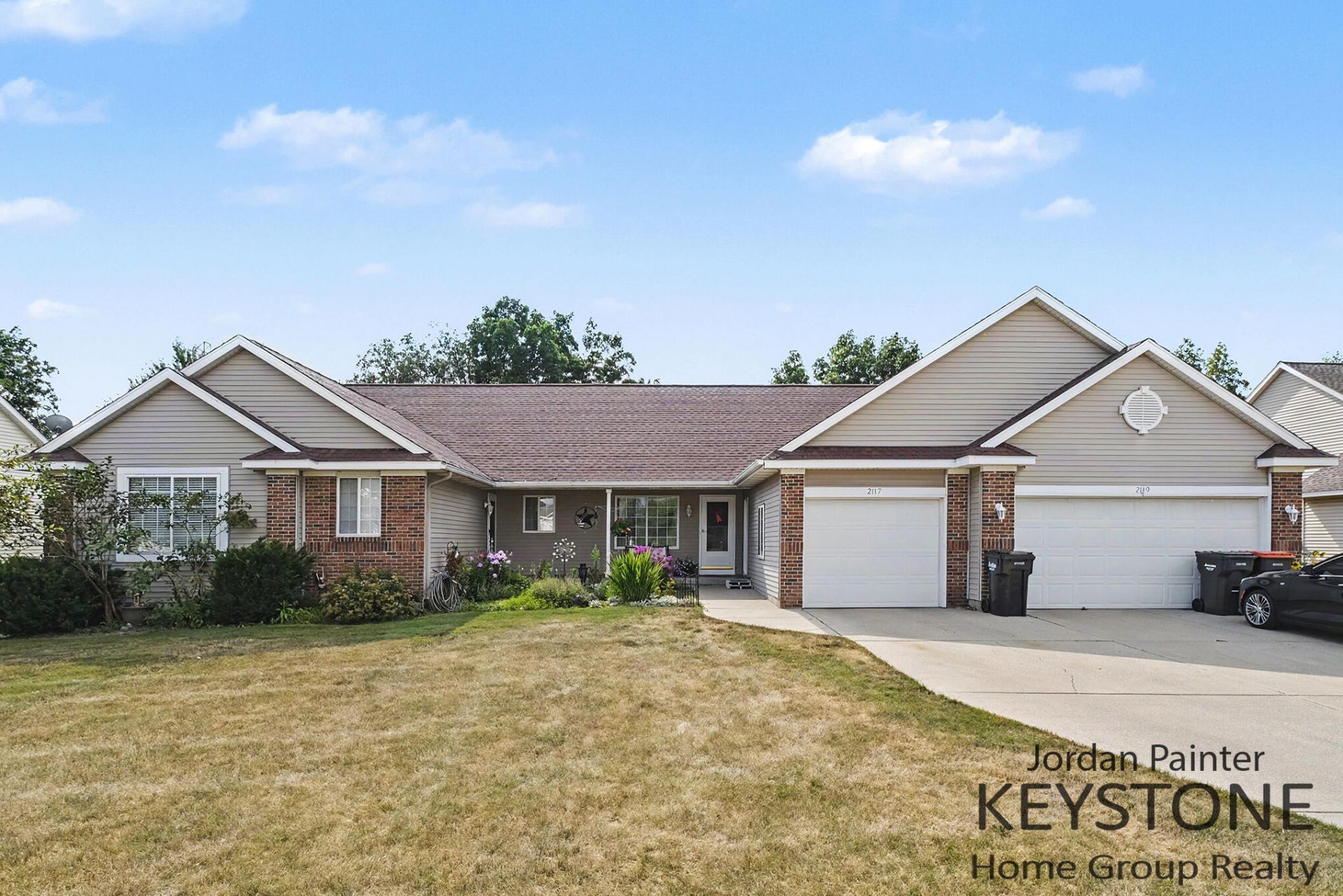 2117 Kinnrow Avenue Nw, Walker, MI 49534 Main Photo