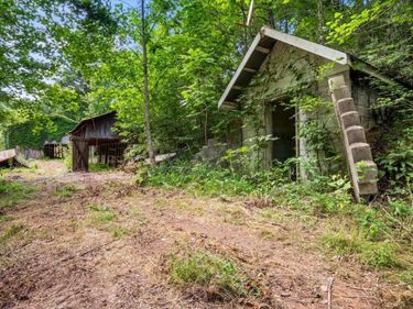 2661 Buncomb Road, Tyner, KY 40486