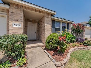 5425 Temecula Road, Fort Worth, TX 76244