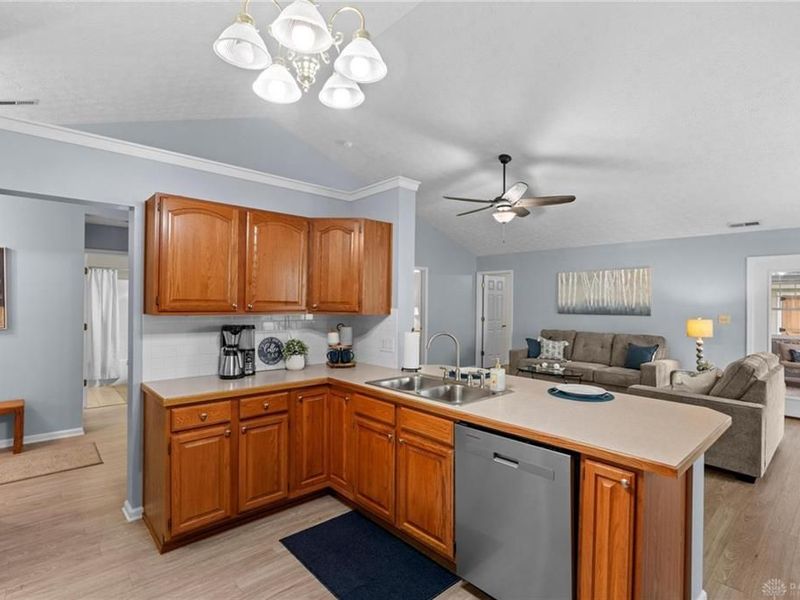 498 Kathys Way, Xenia, OH 45385 Photo 14