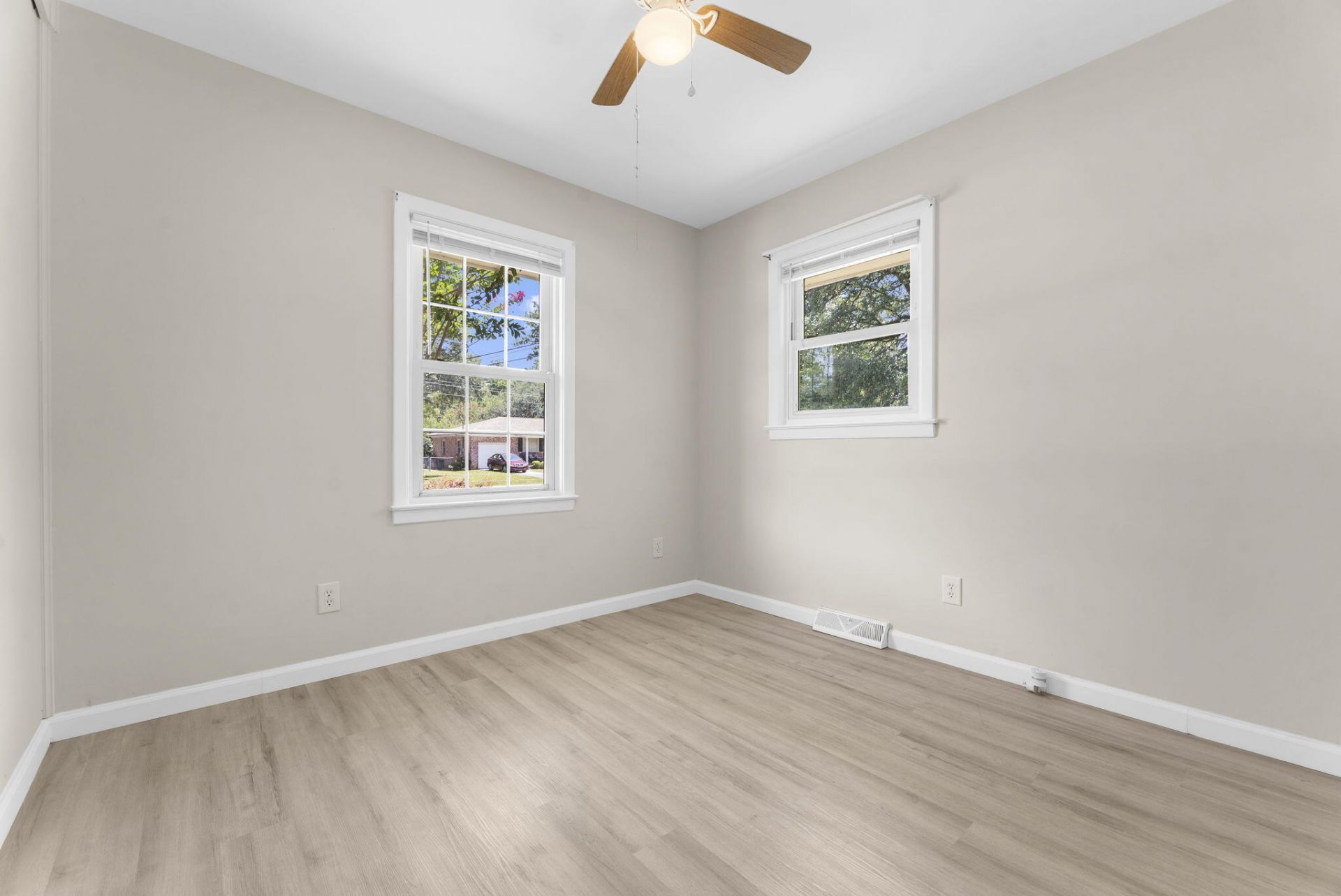 110 Farmhill Drive Photo 17