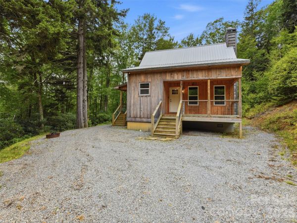 261 Yonah Drive , Maggie Valley, NC 28751