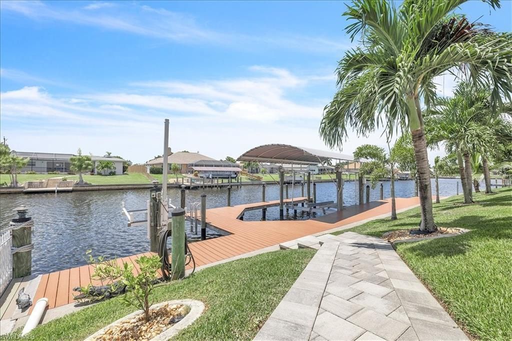 2918 SE 10th Pl, Cape Coral, FL 33904 Photo