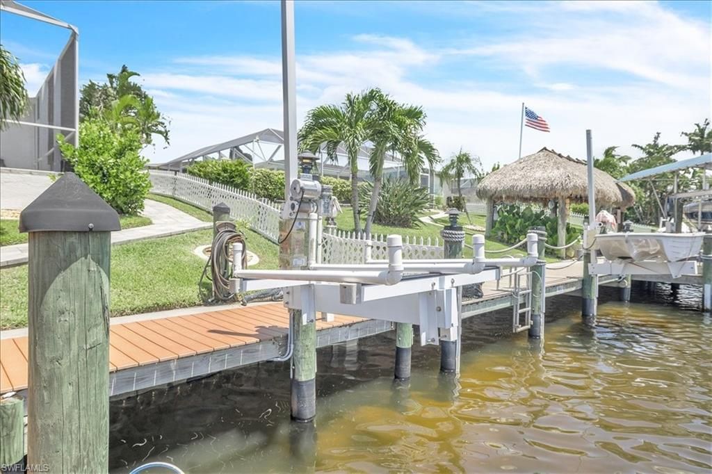 2918 SE 10th Pl, Cape Coral, FL 33904 Photo