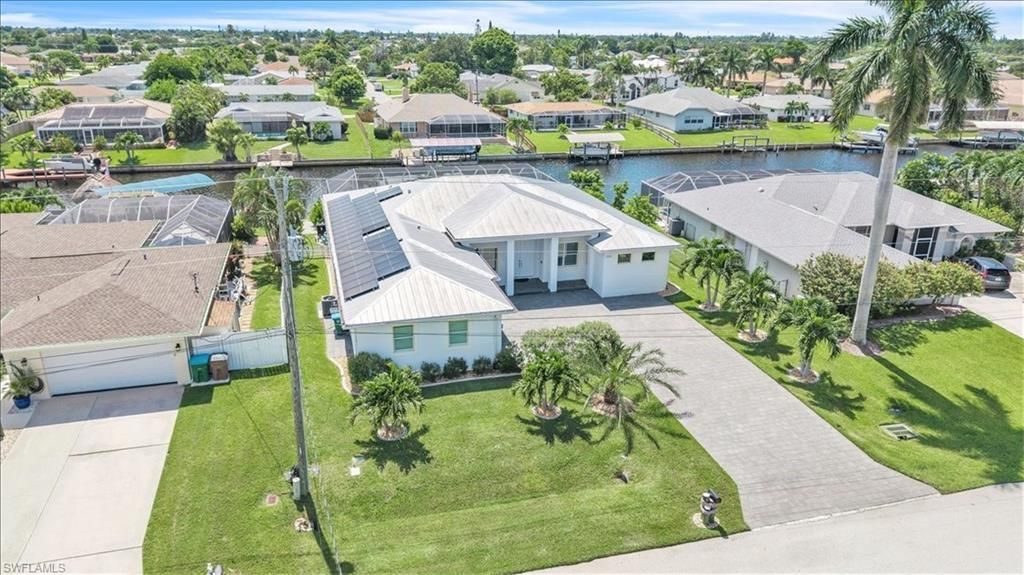 2918 SE 10th Pl, Cape Coral, FL 33904 Photo